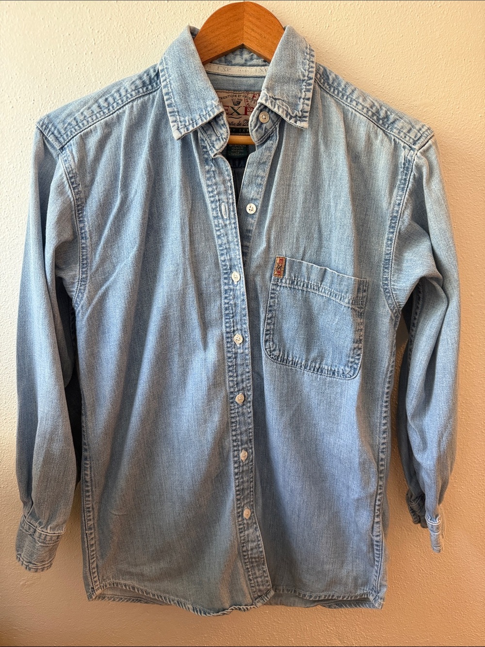 Vintage express jeans Light Blue Denim Button-Down Shirt xs